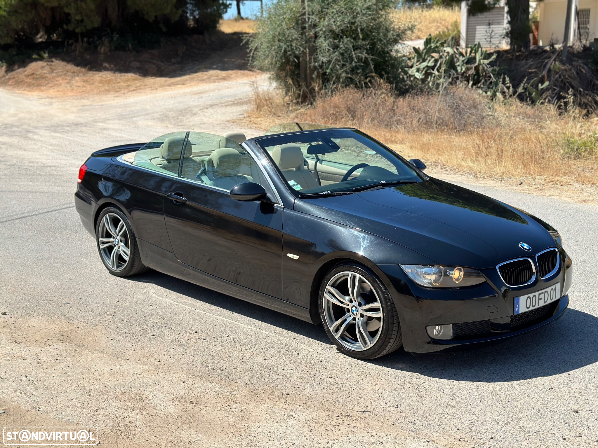 BMW 320 i Intense - 4