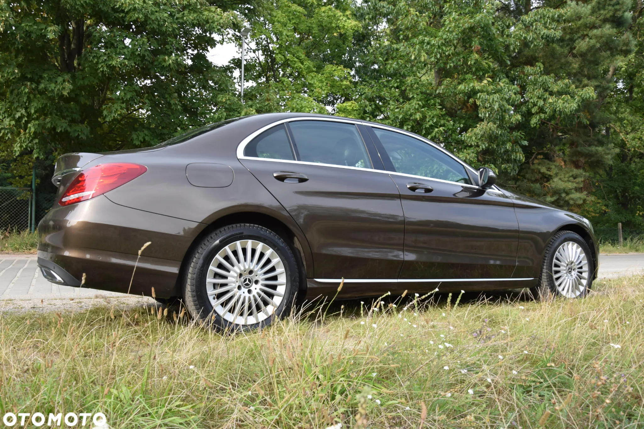 Mercedes-Benz Klasa C 200 9G-TRONIC - 39