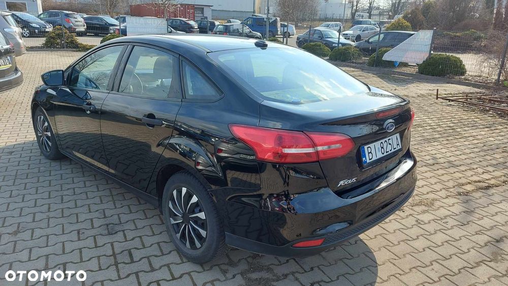 Ford Focus - 12