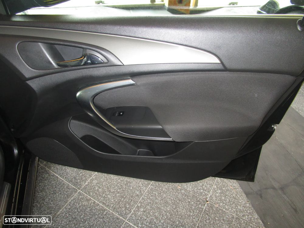 Opel Insignia Sports Tourer 2.0 CDTi Sport S/S - 39