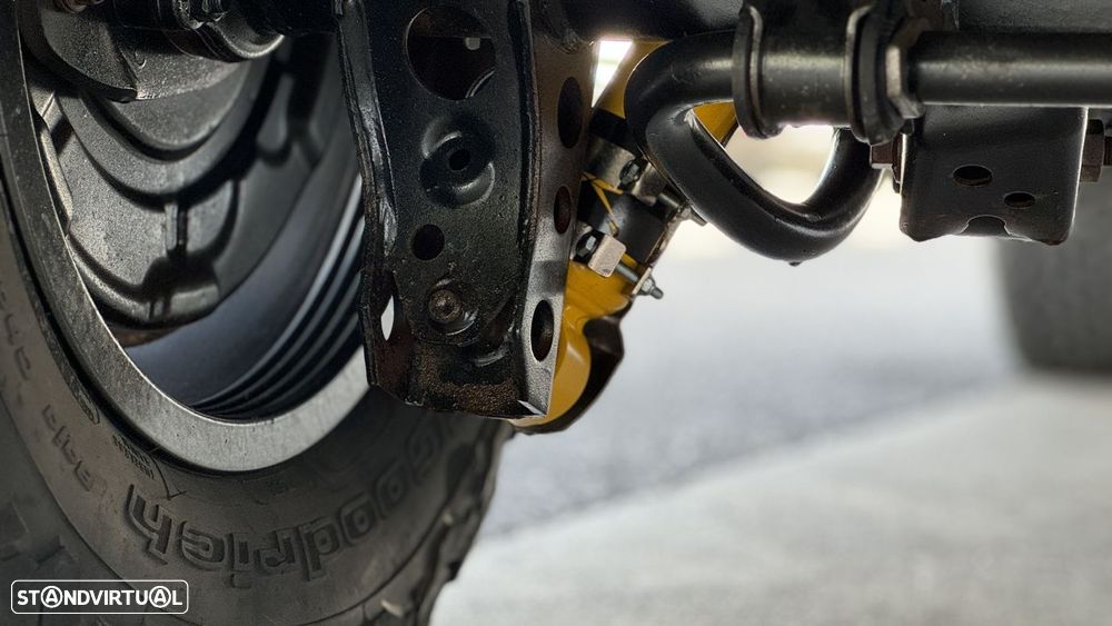 Toyota Land Cruiser VDJ 200 V8 4.5 D-4D - 24