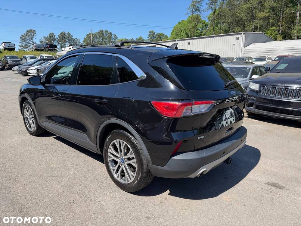 Ford Escape 2.0 EcoBoost AWD Titanium - 8