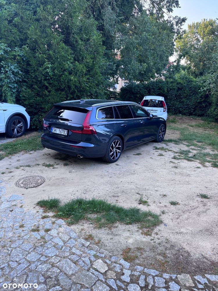 Volvo V60 T6 AWD Twin Engine Geartronic Momentum Pro - 1