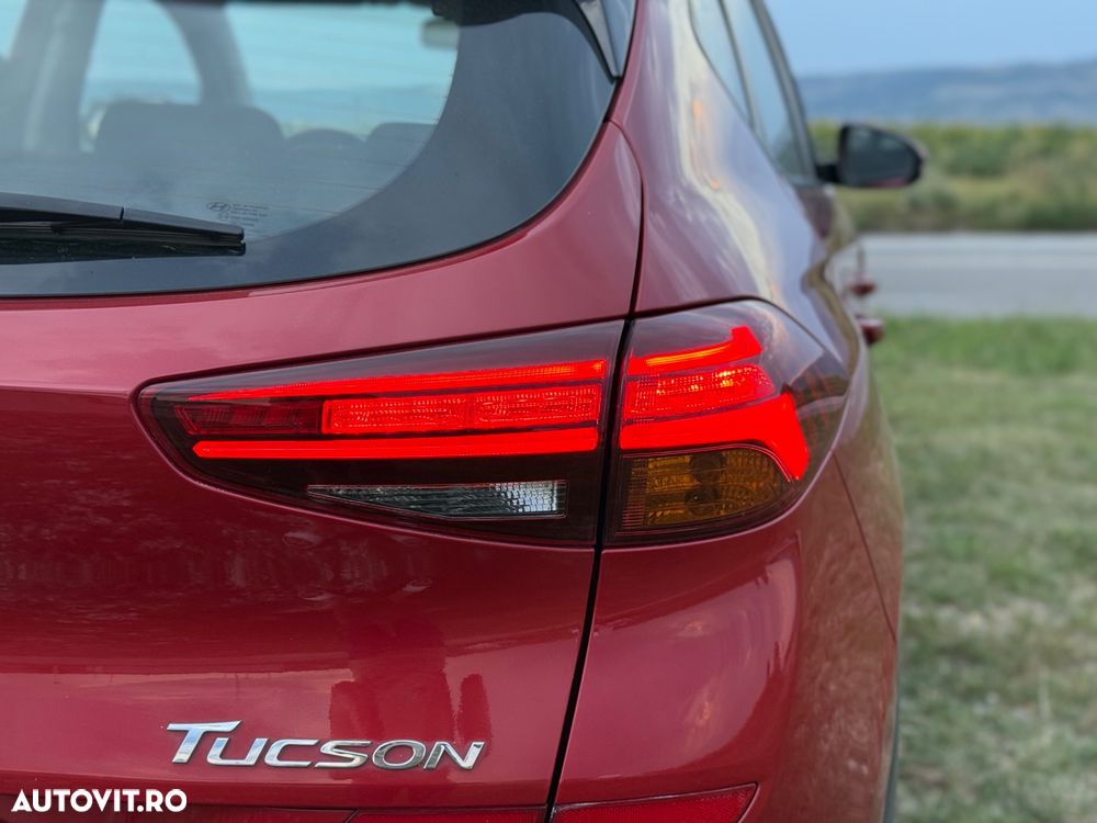 Hyundai Tucson 1.6 CRDi 4WD 6MT Style - 9