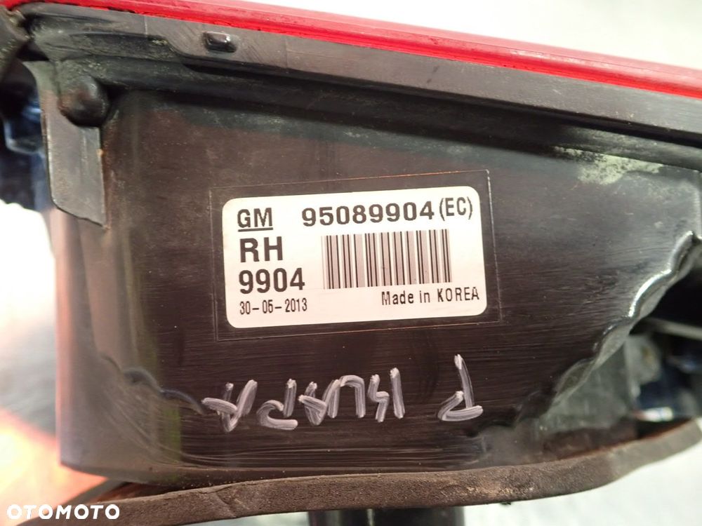 LAMPA PRAWA TYLNA W KLAPIE CHEVROLET CRUZE I LIFT KOMBI - 6