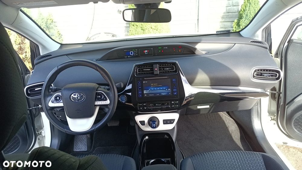 Toyota Prius - 12