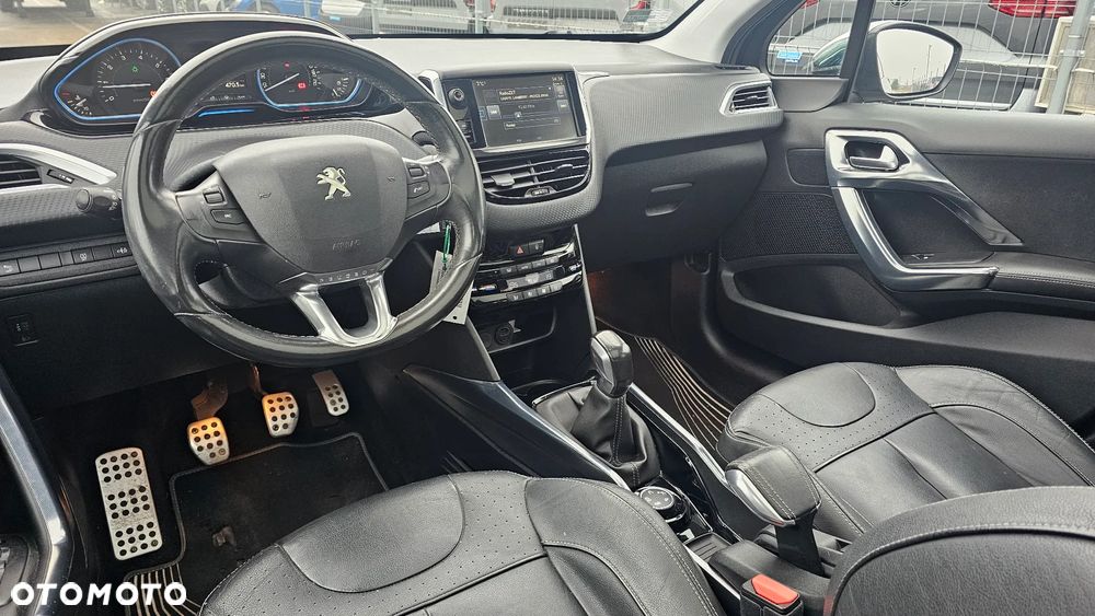 Peugeot 2008 1.6 VTi Allure - 10