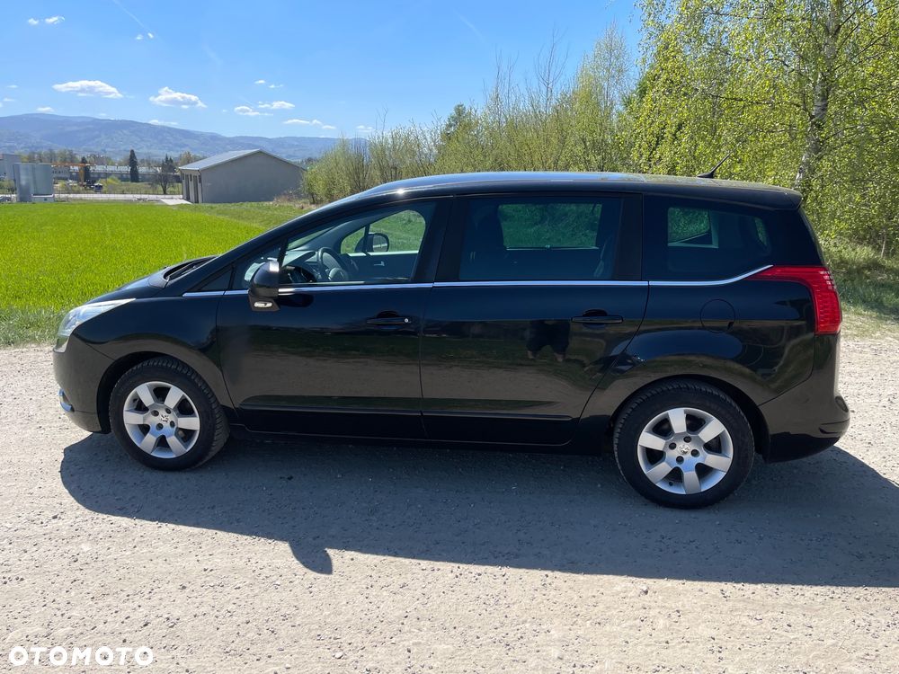 Peugeot 5008 HDI FAP 115 Style - 8