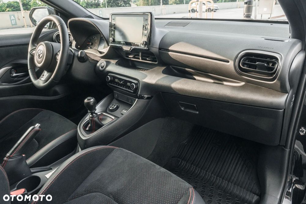 Toyota GR Yaris 1.6 Dynamic - 14