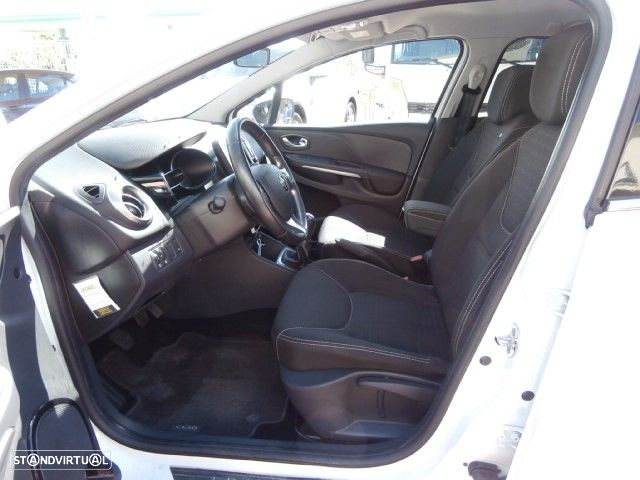 Renault Clio Sport Tourer 1.5 dCi Limited EDition - 14