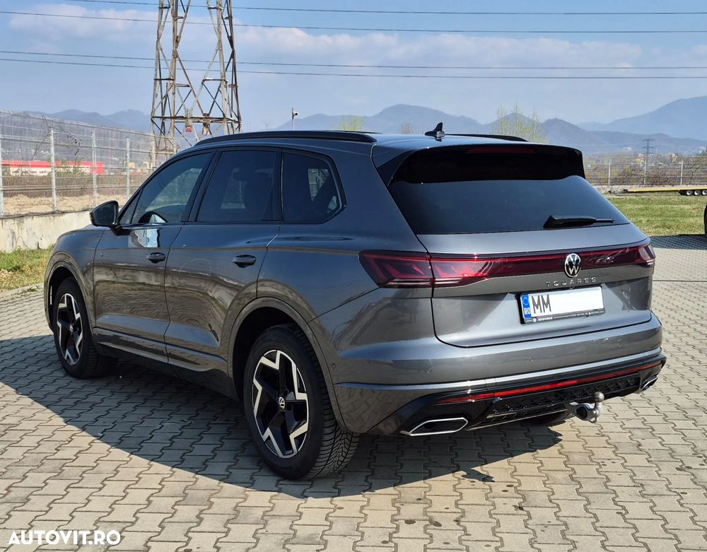 Volkswagen Touareg V6 TDI 4MOTION R-Line - 4