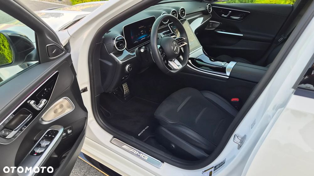 Mercedes-Benz Klasa C AMG 63 S E Performance AMG Speedshift MCT9G - 25