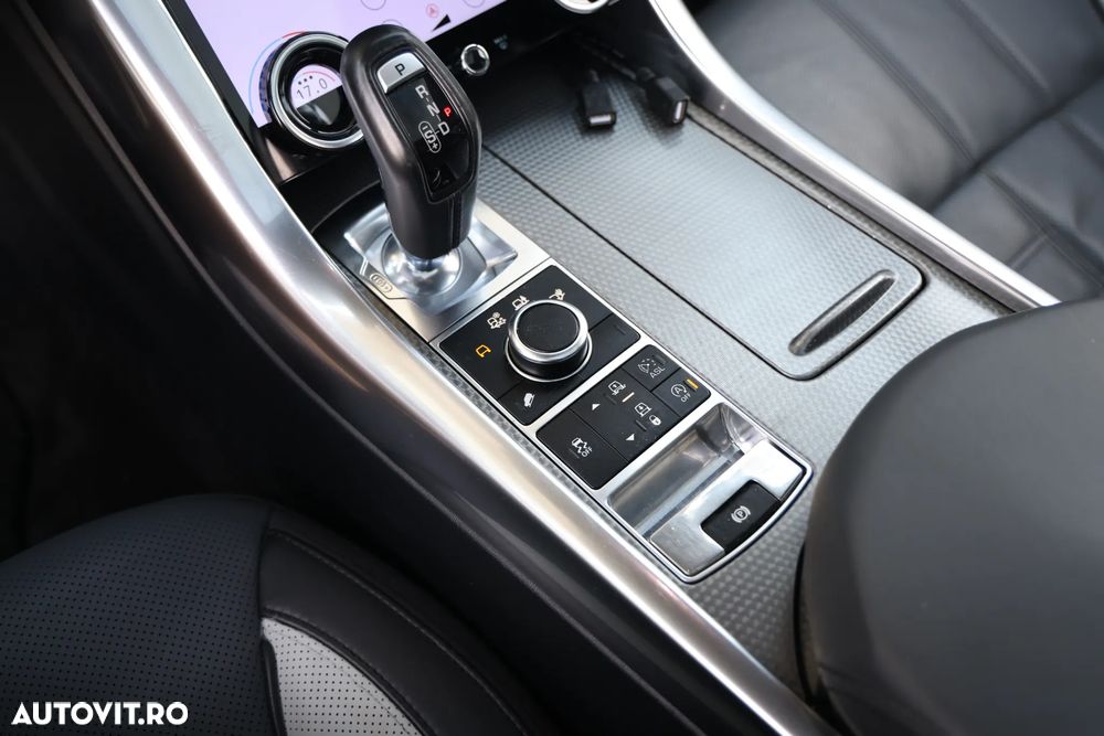 Land Rover Range Rover Sport 3.0 I SDV6 HSE - 25
