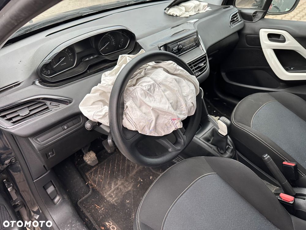 Peugeot 208 PureTech 68 Like - 17