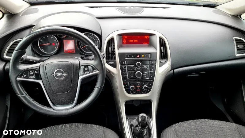 Opel Astra IV 1.4 T Enjoy - 2