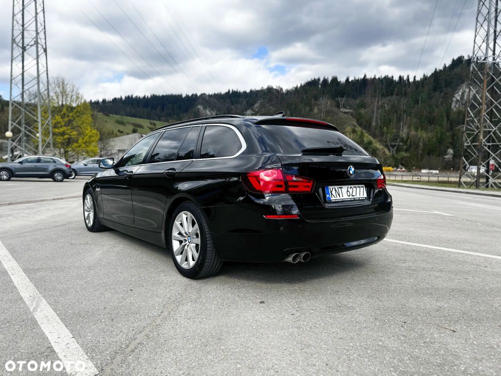 BMW Seria 5 525d - 5