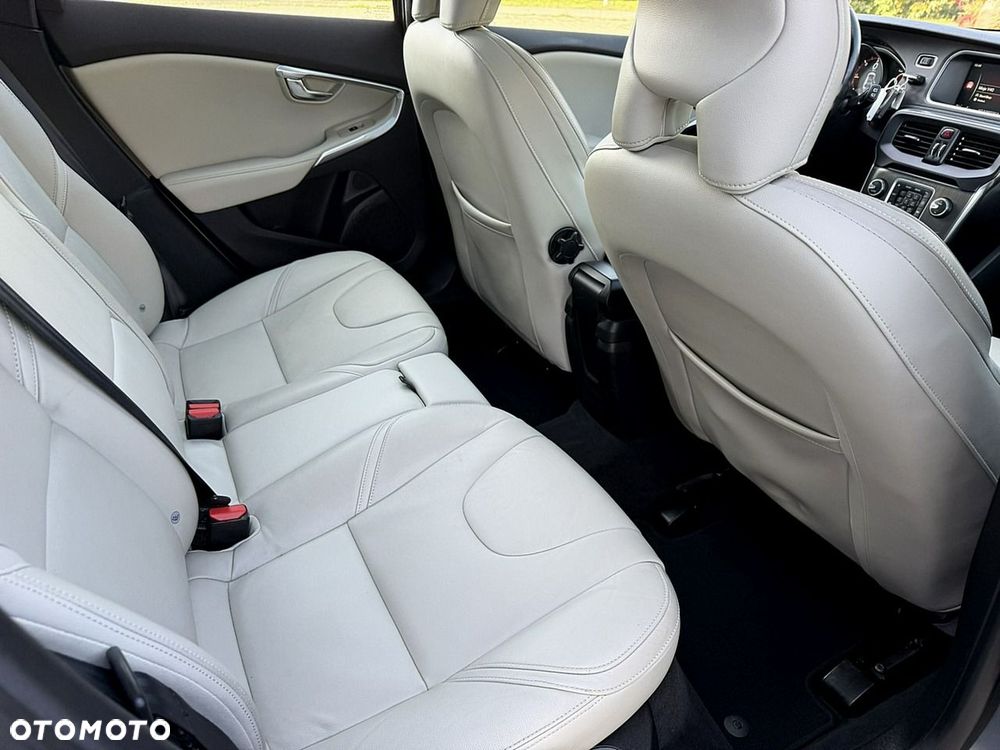 Volvo V40 - 12