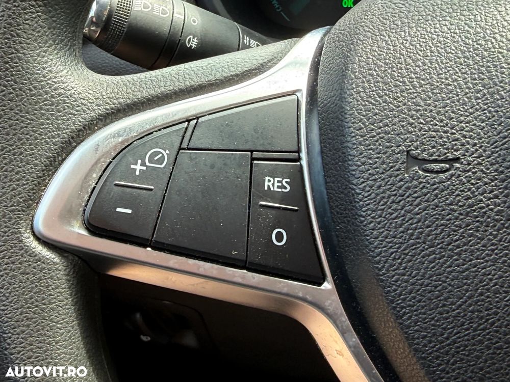 Dacia Spring Comfort Plus - 18