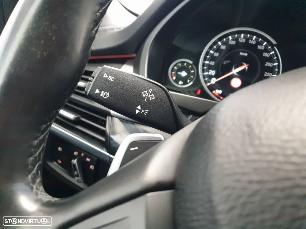 BMW X5 25 d sDrive Comfort 7L - 15