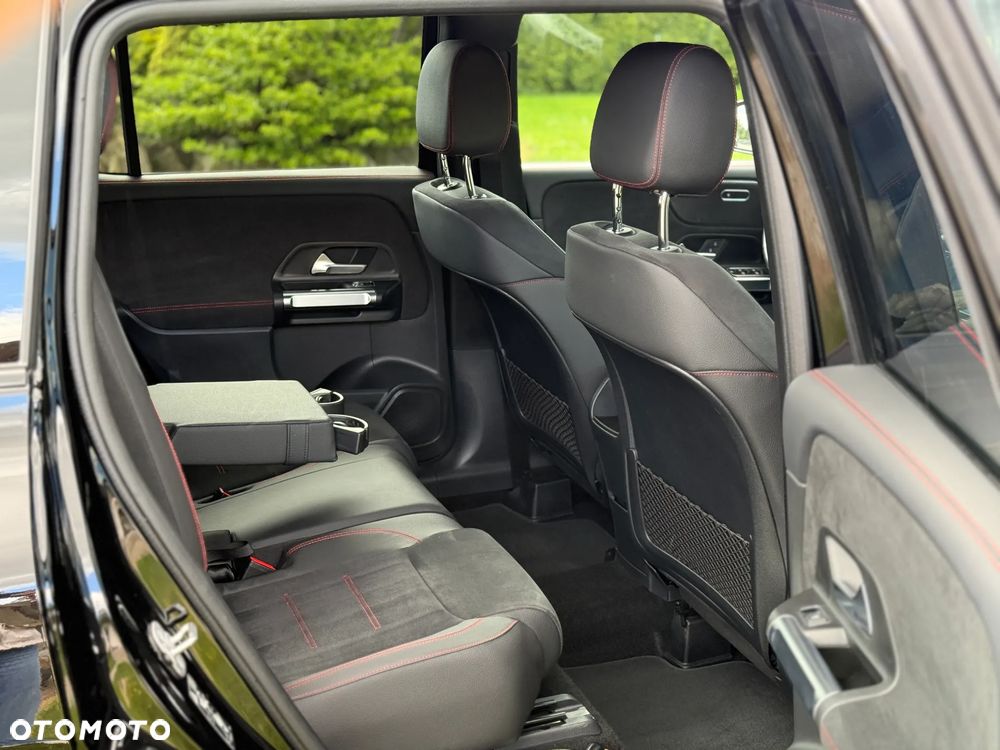 Mercedes-Benz GLB 200 d 8G-DCT AMG Line - 17