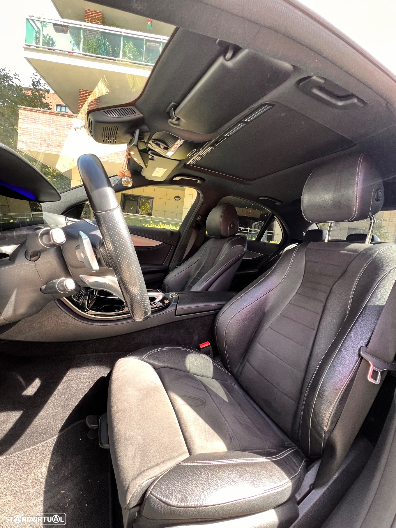 Mercedes-Benz E 220 d AMG - 18