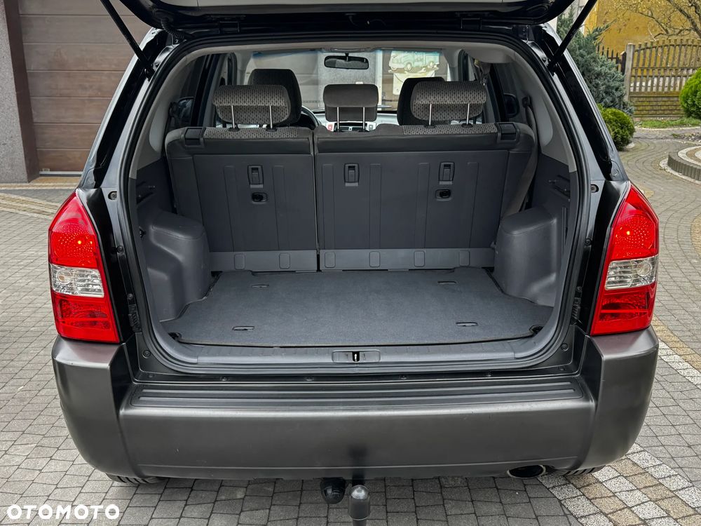 Hyundai Tucson 2.0 4WD GLS - 16