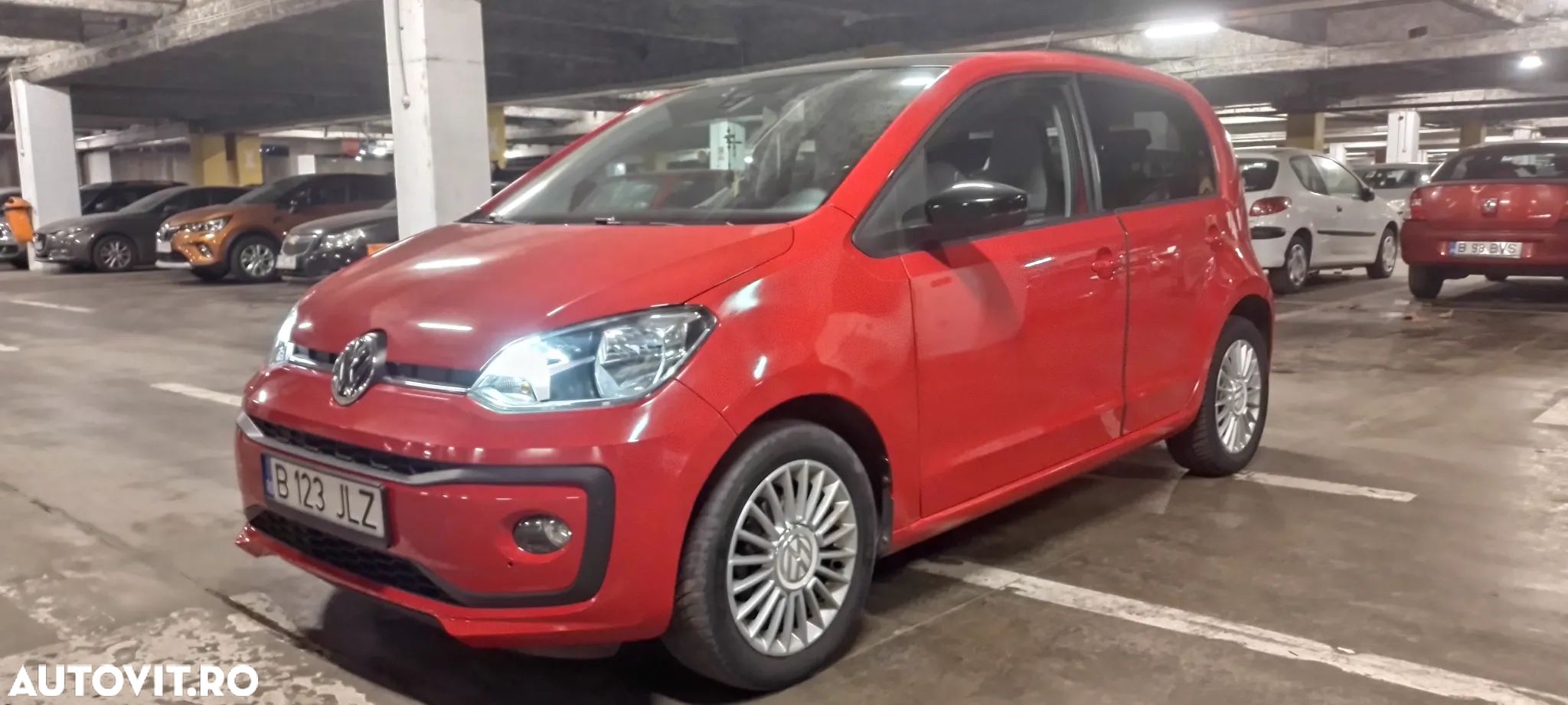 Volkswagen up! Eco Start-Stop special black pearl - 1