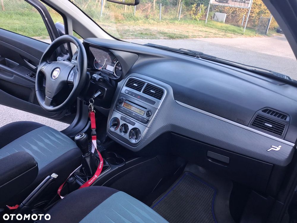 Fiat Grande Punto 1.3 Multijet 16V Dynamic - 23