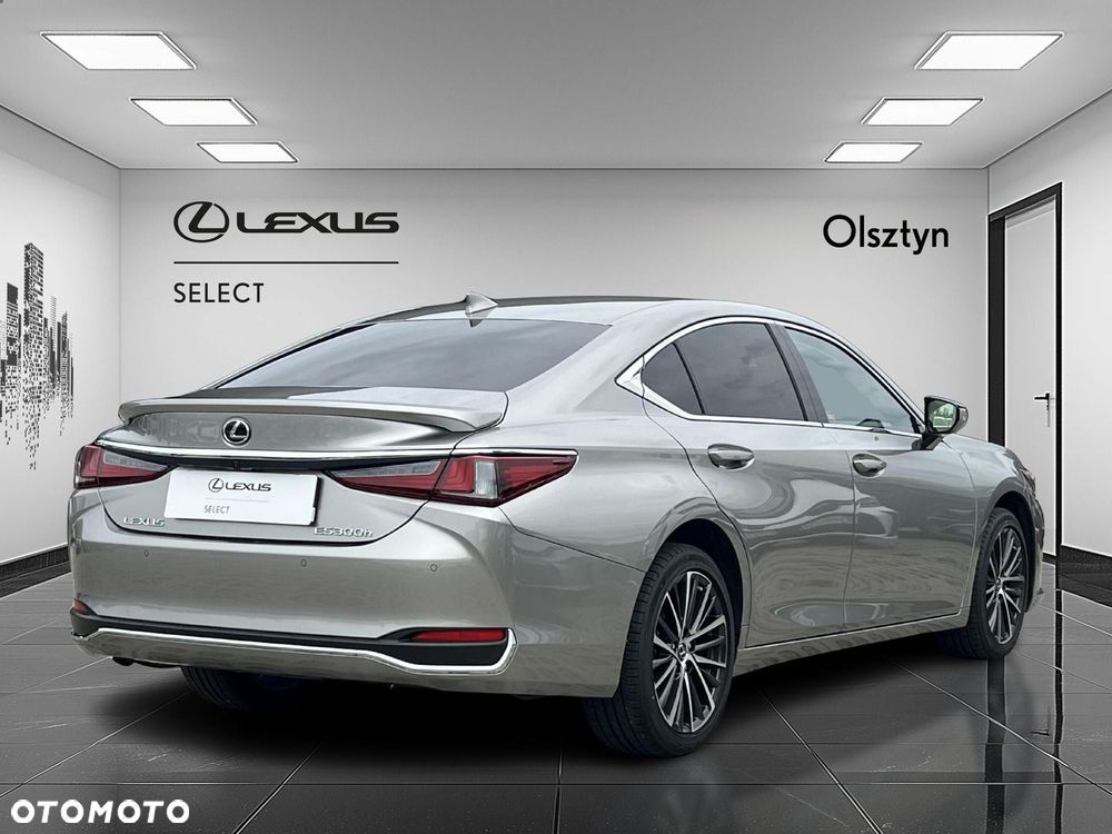 Lexus ES 300h Business Edition - 2