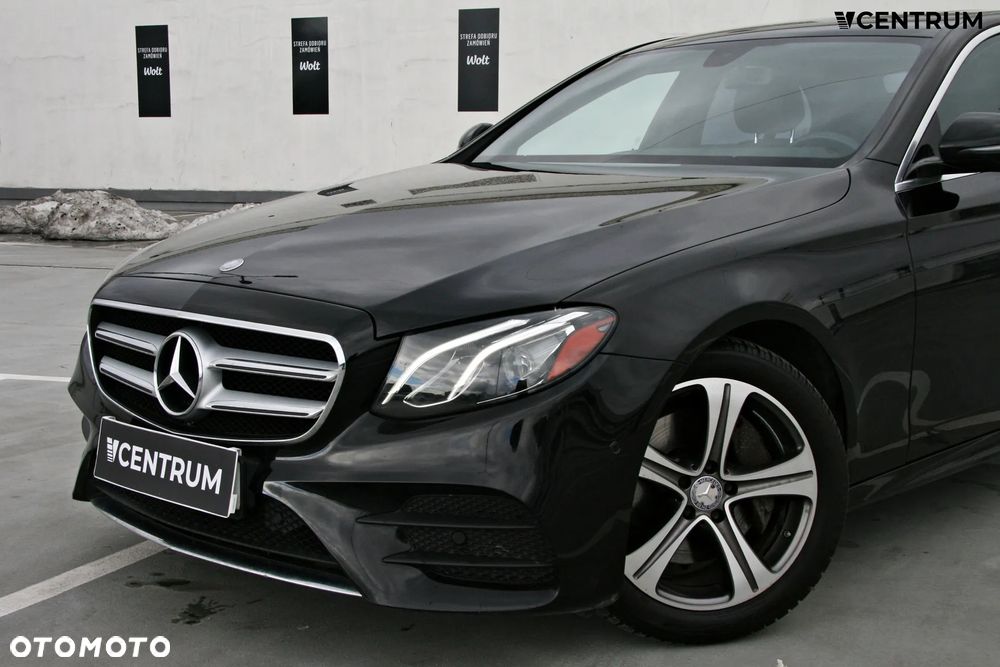 Mercedes-Benz Klasa E 300 9G-TRONIC AMG Line - 8
