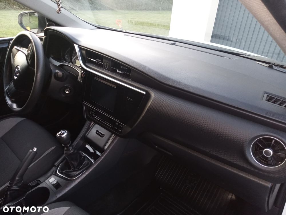 Toyota Auris 1.33 VVT-i Active - 5