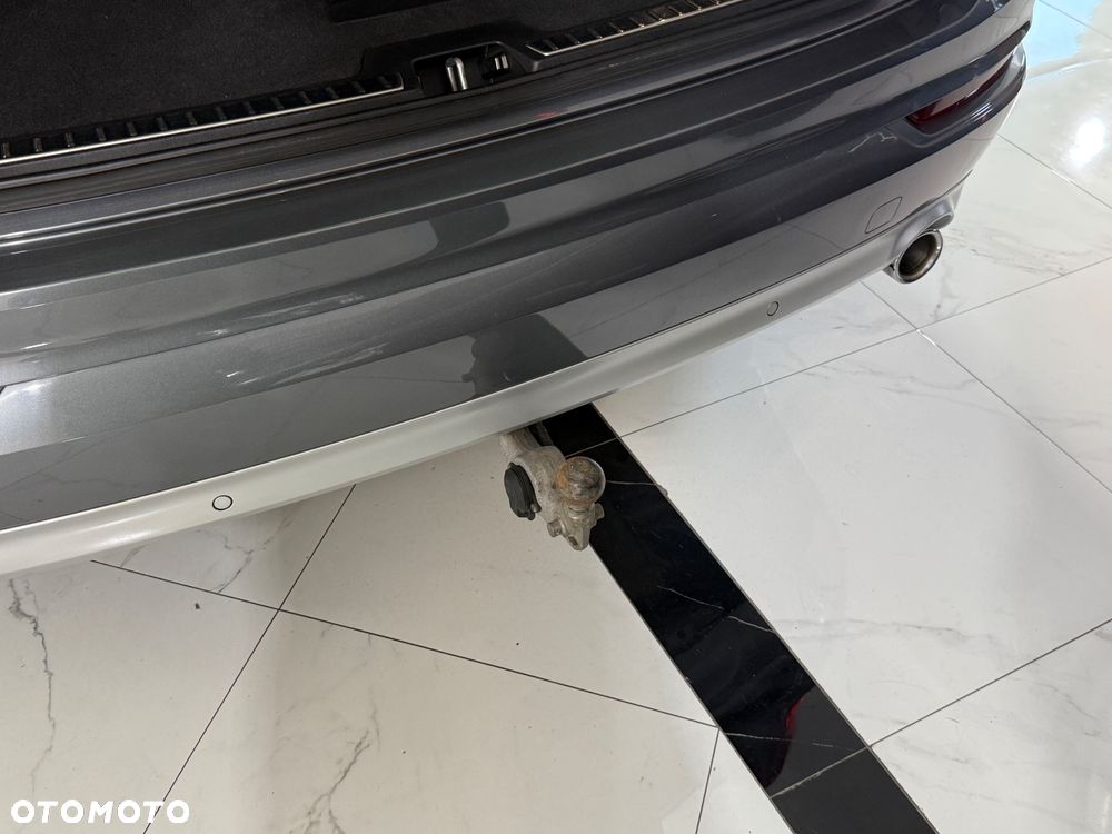 Volvo XC 90 D5 AWD Geartronic Momentum - 21