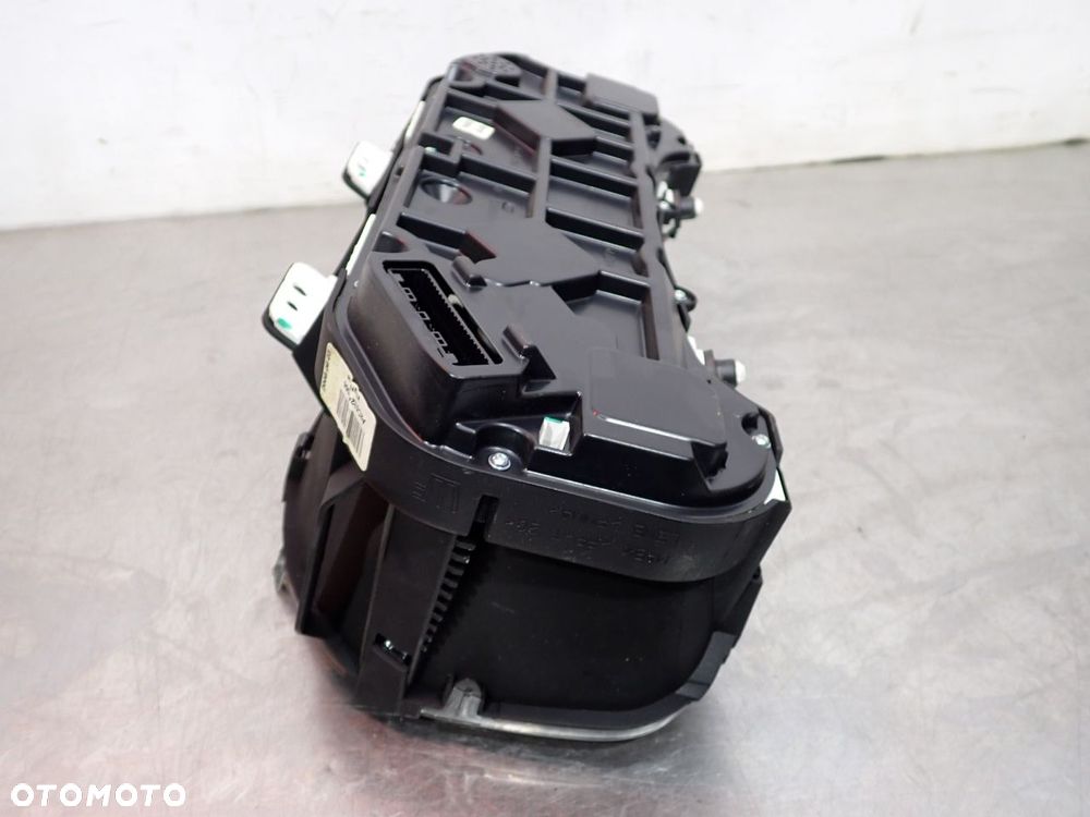 LICZNIK TOYOTA COROLLA E15 - 9