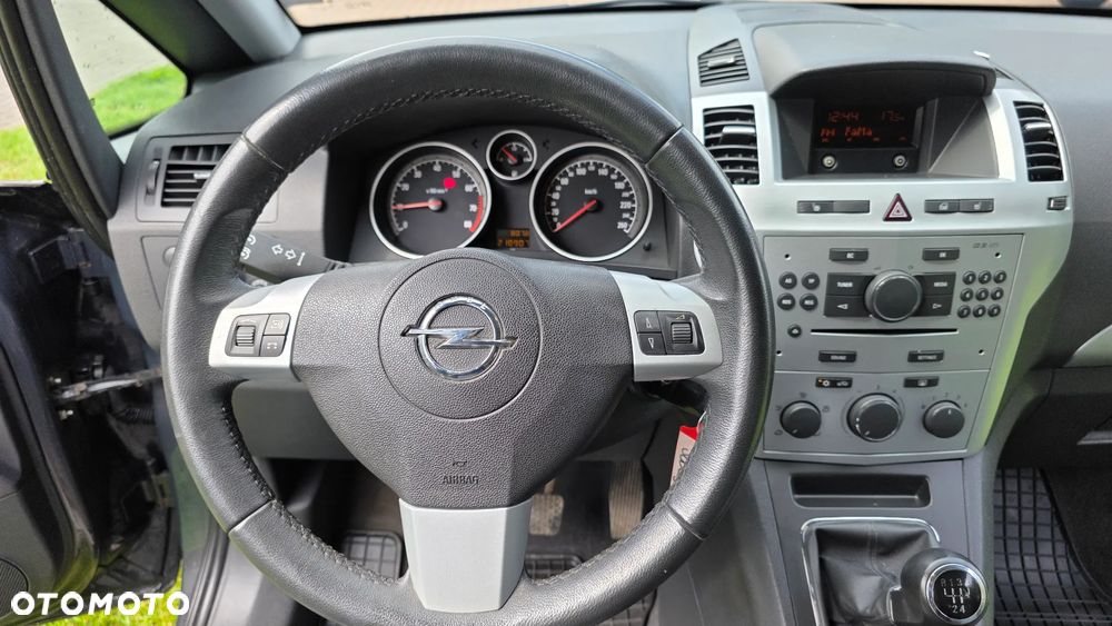 Opel Zafira 1.6 ECOFLEX Family Plus - 31