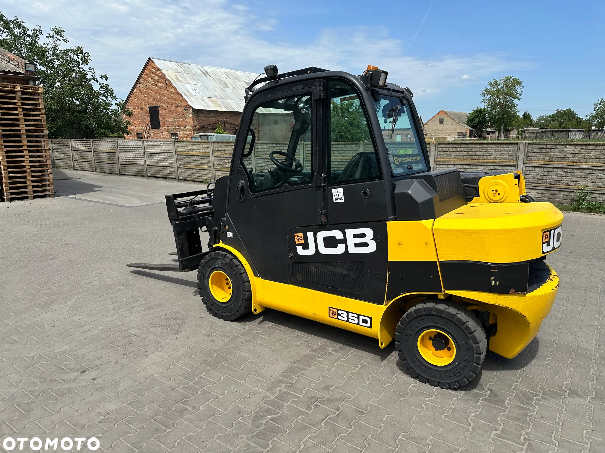 JCB TLT TELETRUK 35D - 3
