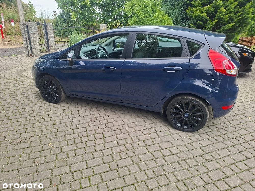 Ford Fiesta - 5