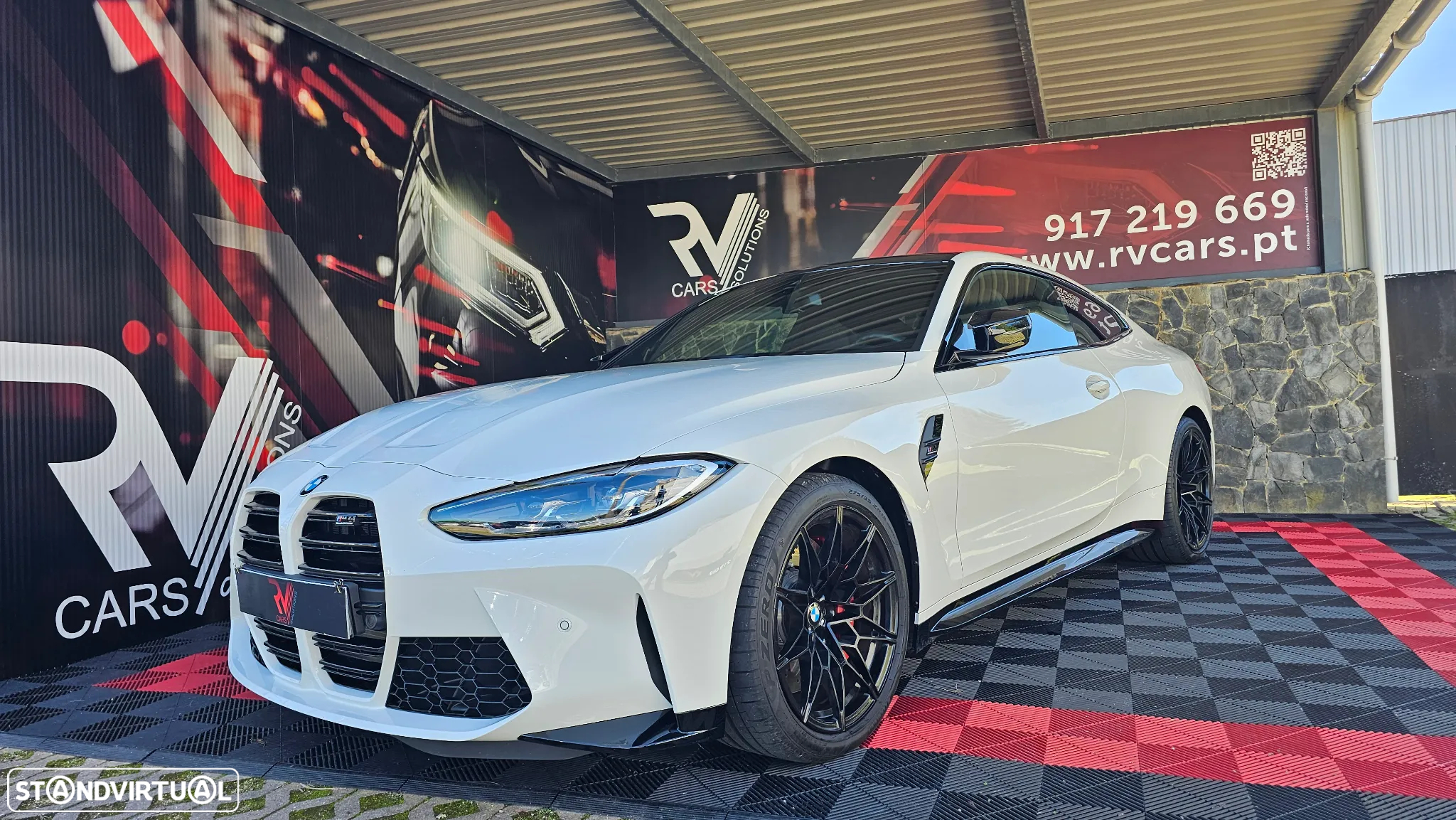 BMW M4 Competition - 4
