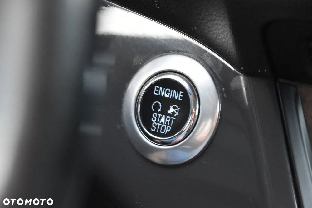 Ford Kuga - 32