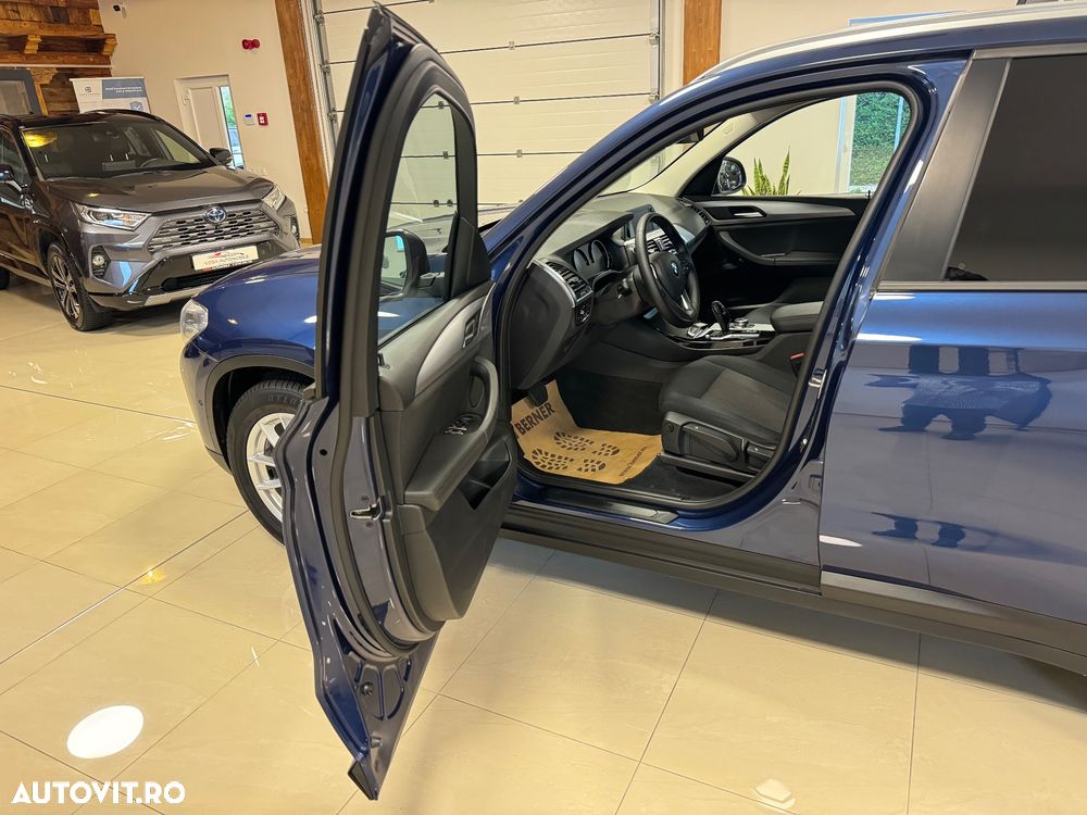 BMW X3 xDrive20d Aut. Advantage - 8