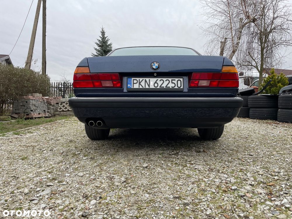 BMW Seria 7 735i - 7
