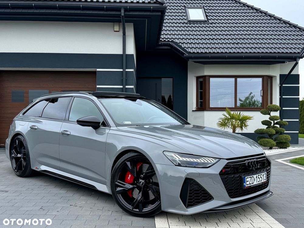Audi RS6 Avant - 40