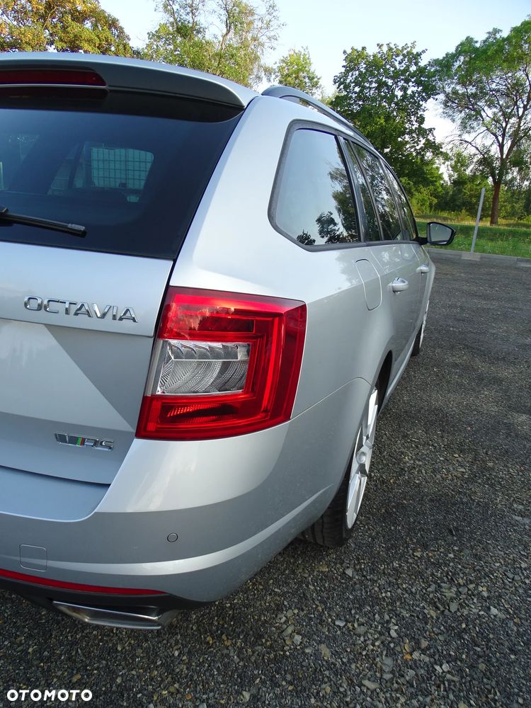 Skoda Octavia 2.0 TDI RS - 12