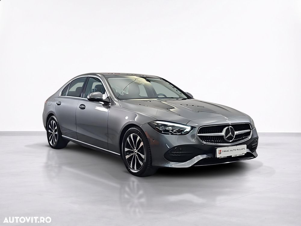 Mercedes-Benz C - 8