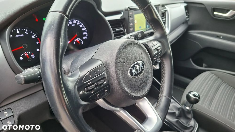 Kia Stonic - 13