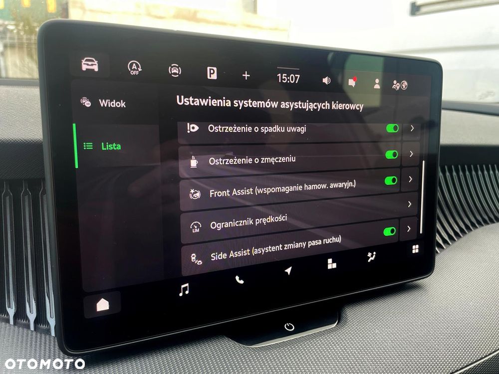 Skoda Superb 2.0 TDI SCR Essence DSG - 22