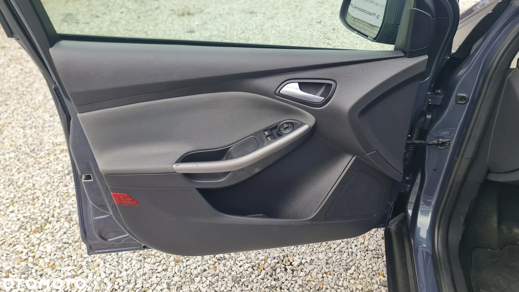Ford Focus 1.6 Edition - 17