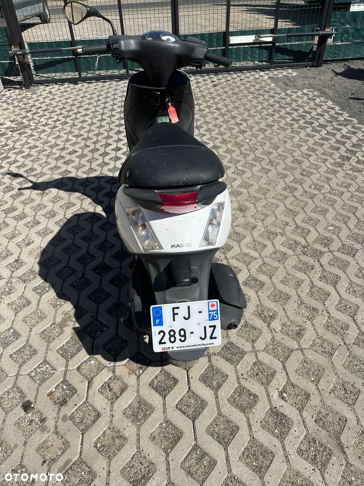 Piaggio ZIP - 4