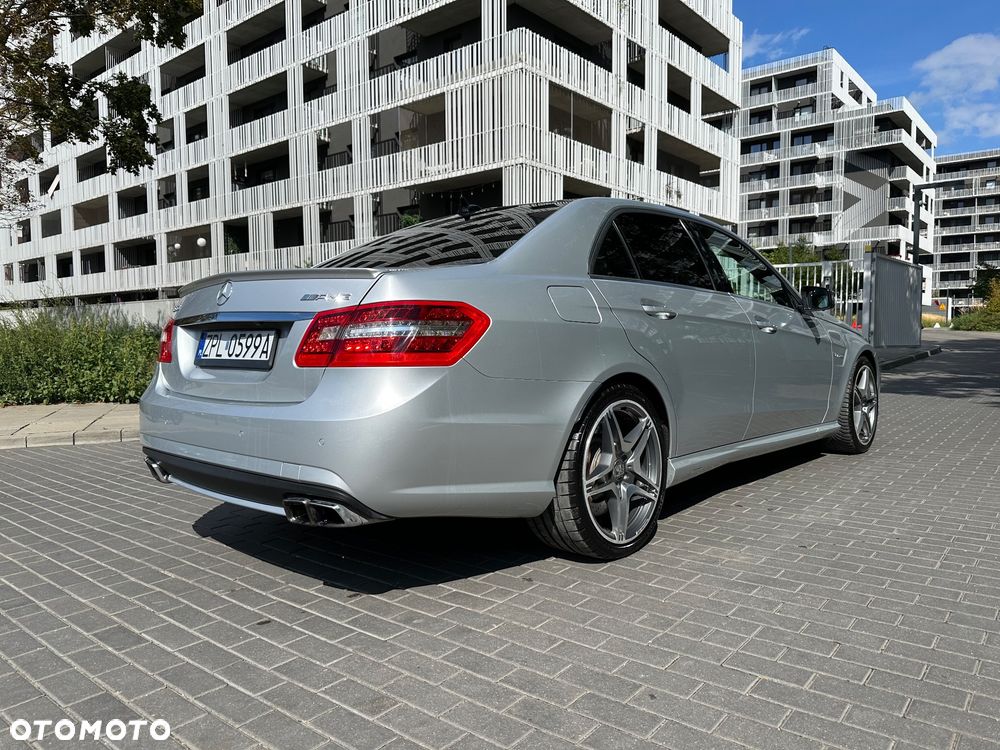 Mercedes-Benz Klasa E - 4