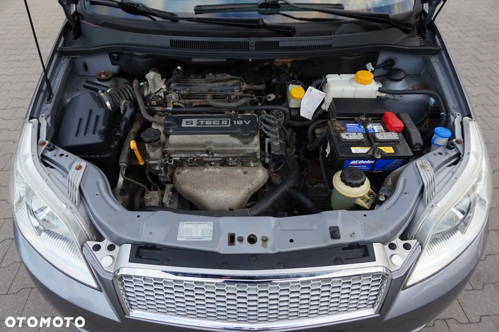 Chevrolet Aveo - 38