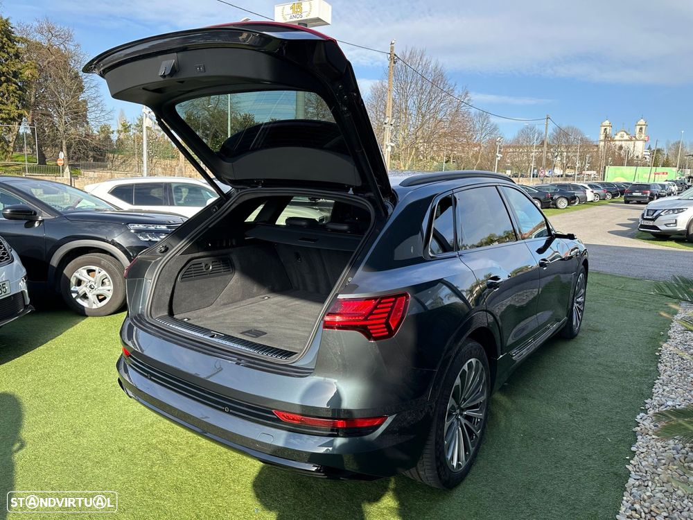 Audi e-tron 55 quattro S line - 51